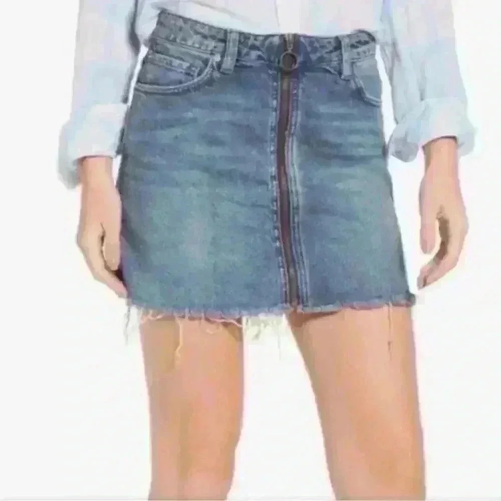 We The Free Women’s Denim Front Zip Mini Skirt Size 26